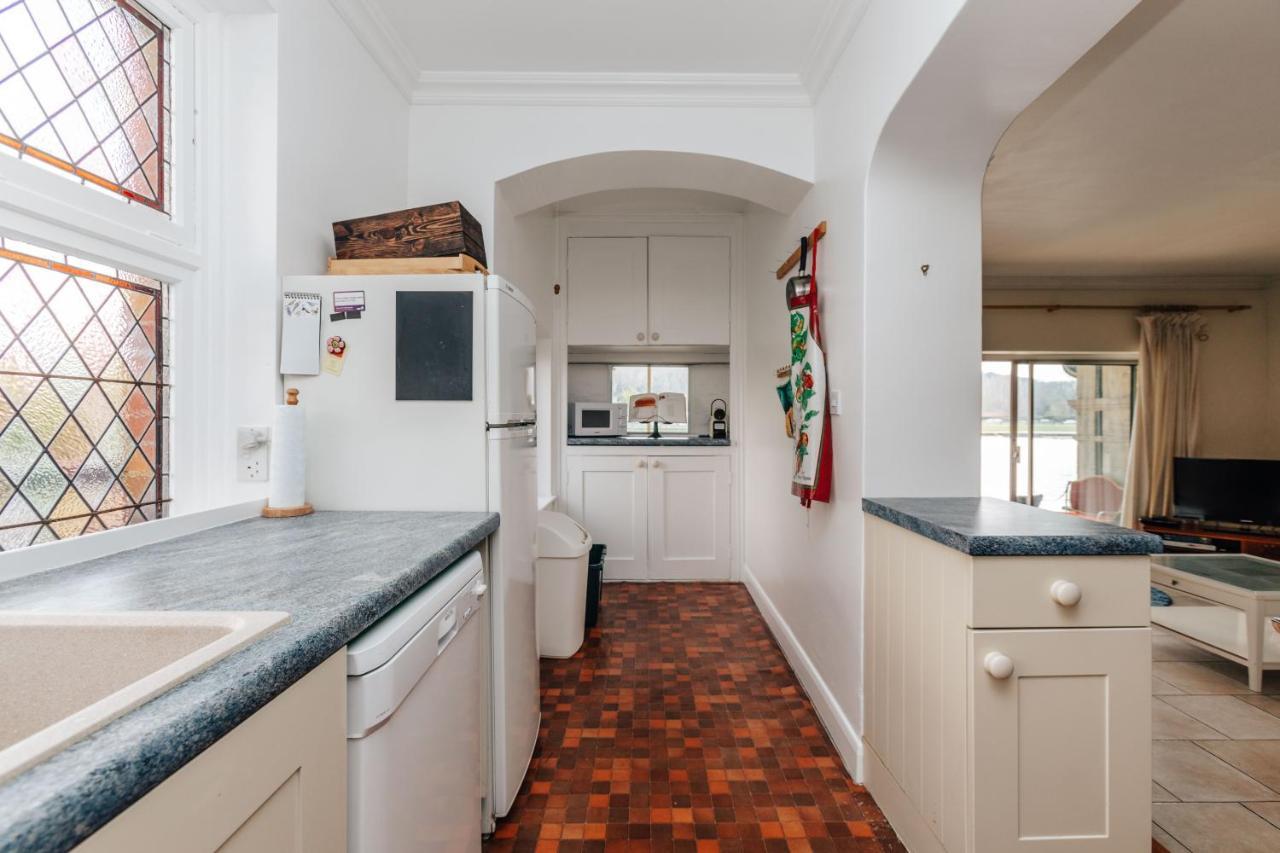 Ferienwohnung Water's Edge Henley-on-Thames Exterior foto